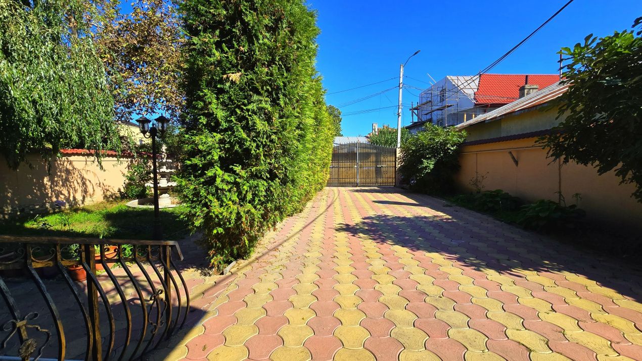 Lângă Lacul Pasărea, Vila cu 8 camere în care familia ta are loc să crească – fotografia 83 din 91