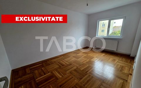 Apartament 70 mp semidecomandat 3 camere balcon 6 mp Bulevardul Unirii