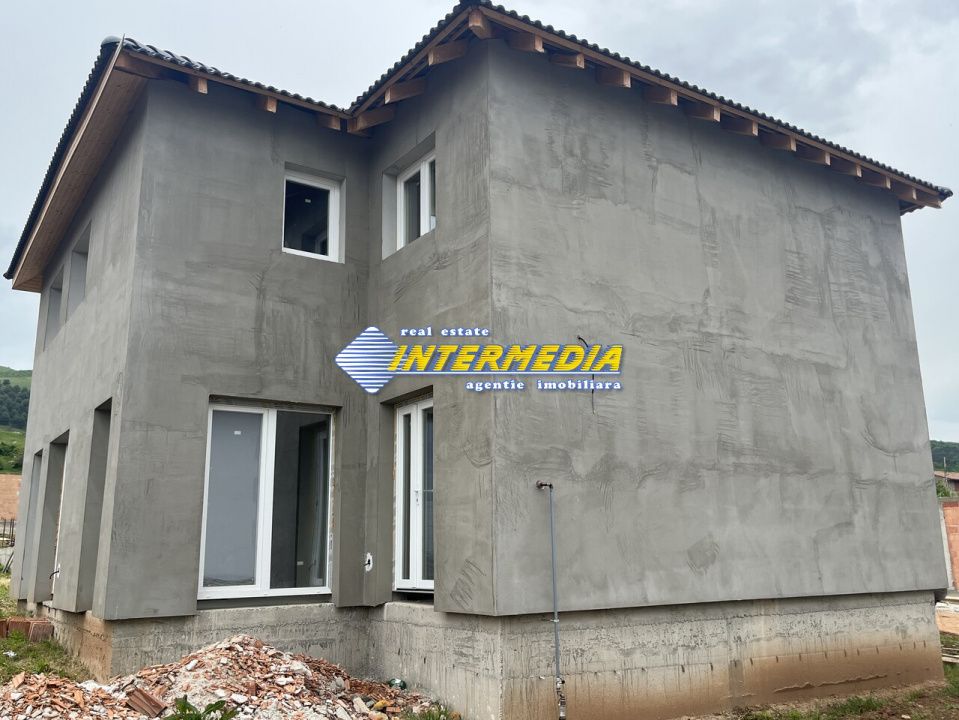 Casa noua de vanzare in Alba Iulia cu 4 camere semifinisata cu apa gaz curent – fotografia 9 din 13