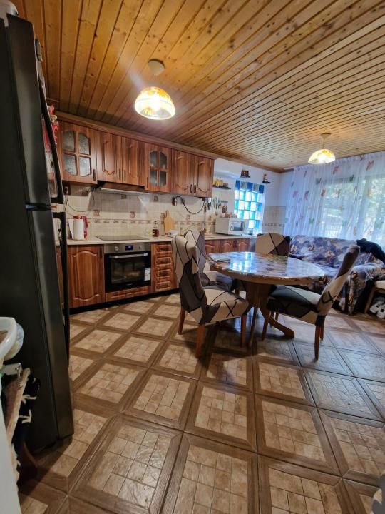 Casă de vânzare în Mircea Vodă + teren 1600 mp – fotografia 1 din 21