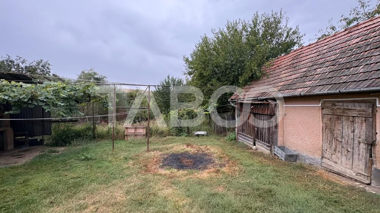 Casă individuala de vanzare cu 800 mp de teren in sat Rusi din Sibiu – fotografia 8 din 9