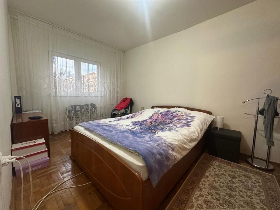 3 camere | etaj 2 | mobilat si utilat | 2 bai | zona excelenta | – fotografia 8 din 13