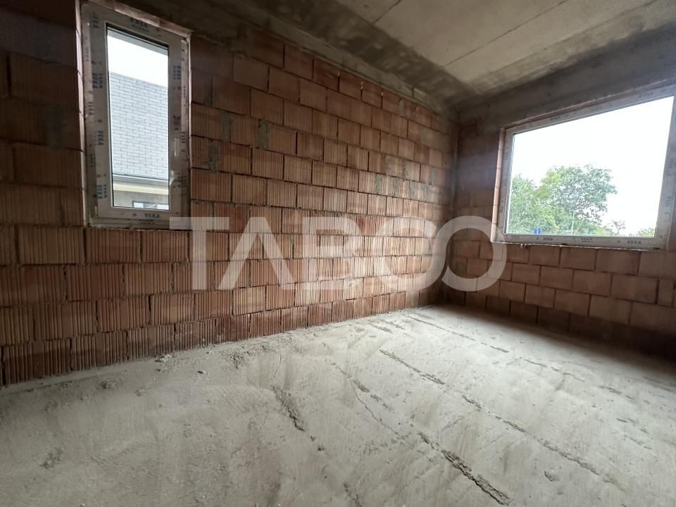 Casa individuala de vanzare la stadiul semifinisat in cartier Europa – fotografia 8 din 11