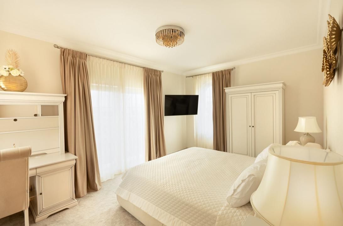 Vilă Mediteraneană de Lux cu Piscină, Jacuzzi și Șemineu | Pipera – Tunari – fotografia 23 din 28