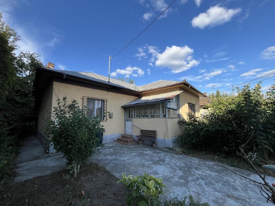 Casa pe parter 3 camere ingrijita curte si gradina Gaesti Nord – fotografia 31 din 35