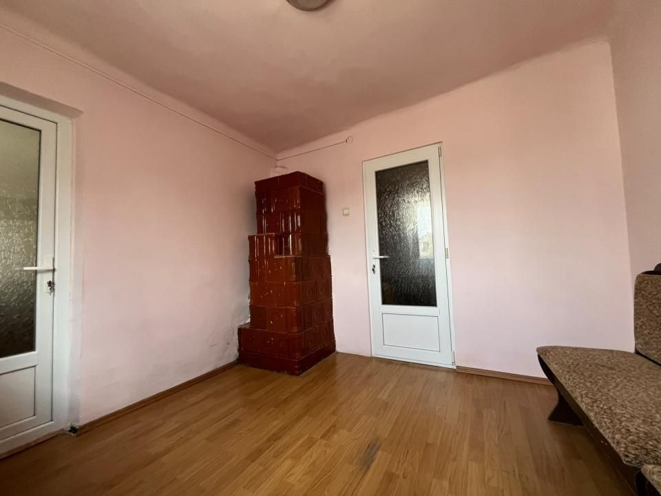 Casă cu 3 camere și teren 1.140 mp toate utilitățile, anexe și acces stradal – fotografia 12 din 20