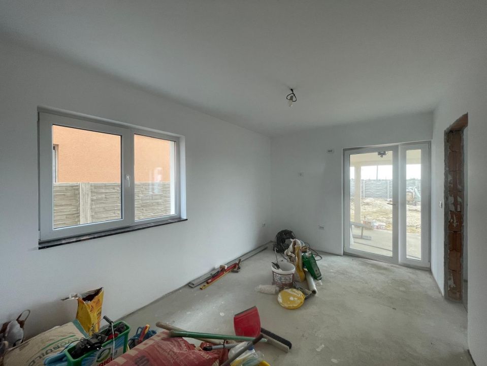 Duplex 5 camere, 112mp utili, 232mp teren - Mosnita Noua – fotografia 2 din 17