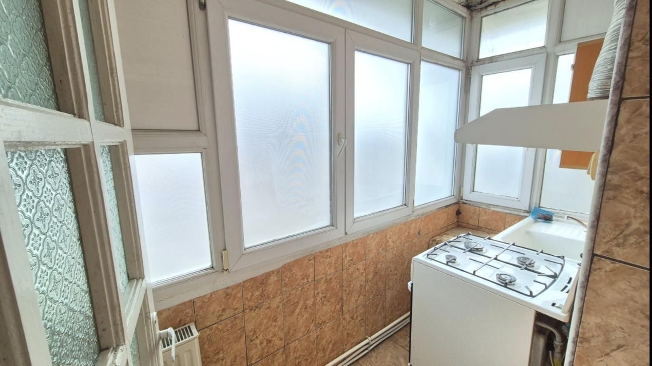 Vânzare garsonieră situată în Târgu Jiu, strada Constructorilor – fotografia 5 din 10