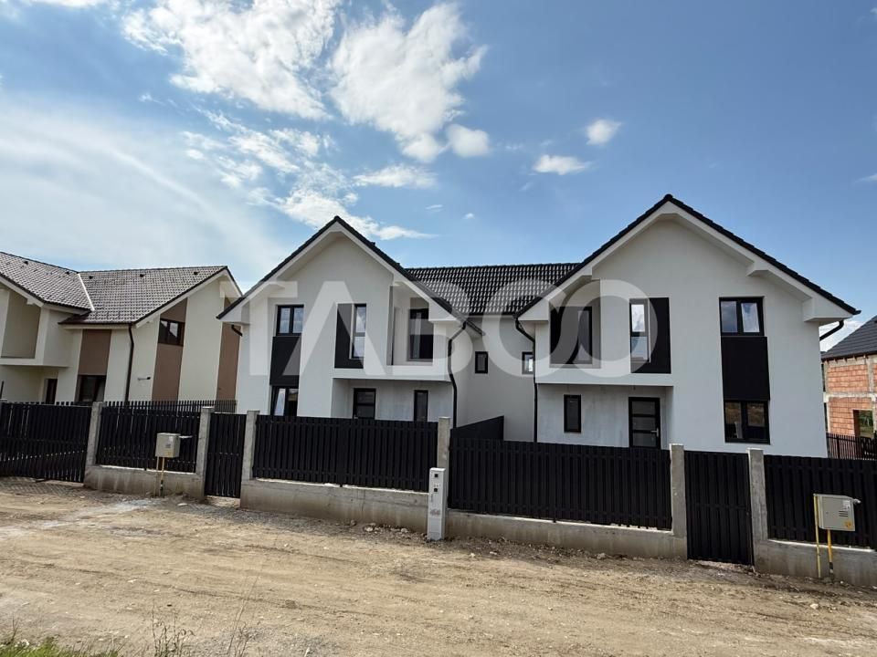 Casa 5 camere 3 bai  curte libera 262 mp terasa 22 mp Sura Mare Sibiu – fotografia 13 din 13