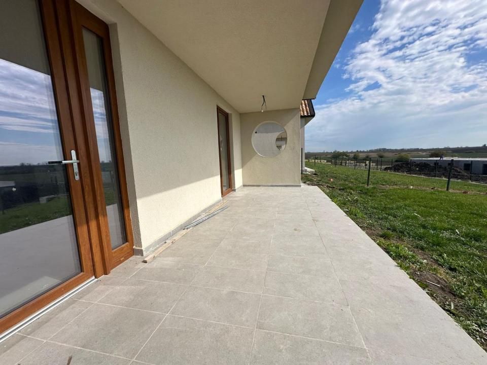 Casa Individuala in Sanandrei | 3 camere | Toate utilitatile | Asfalt – fotografia 12 din 15