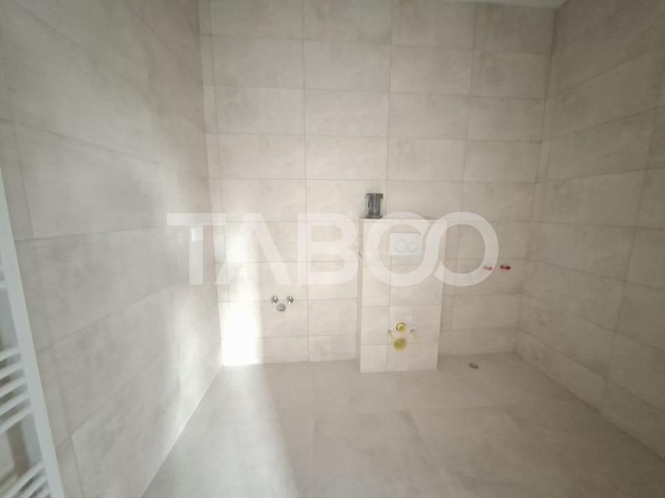 Garsoniera decomandata de vanzare in zona Centrala - cladire renovata – fotografia 8 din 13