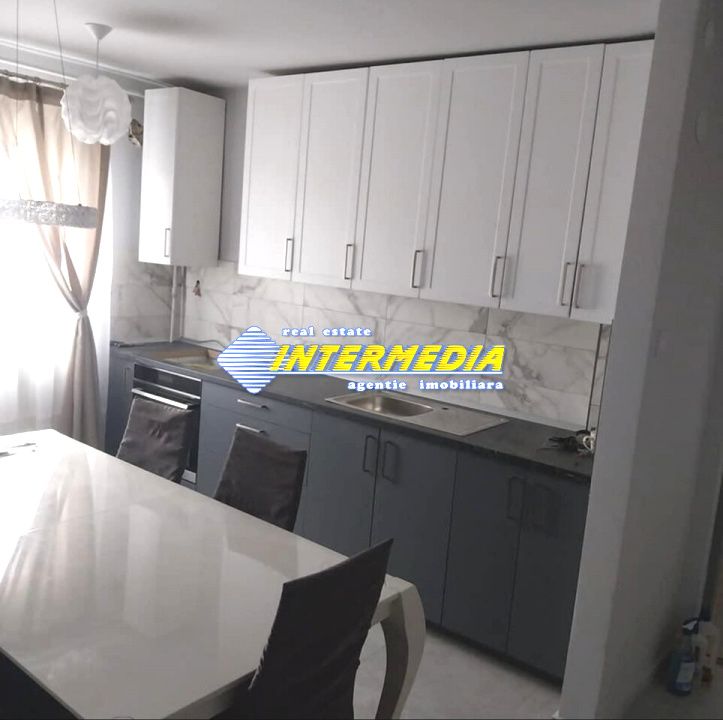 Apartament cu 2 camere Mobilat Utilat de inchiriat in Alba Iulia zona Cetate – fotografia 6 din 6