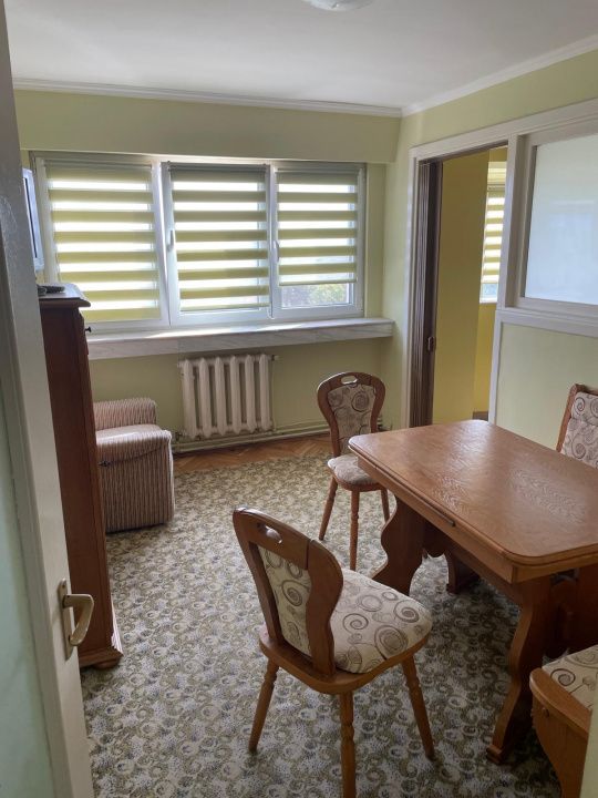 Apartament 4 camere I decomandat I Cetate cu vedere spre Catedrala I 2 bai I – fotografia 6 din 10