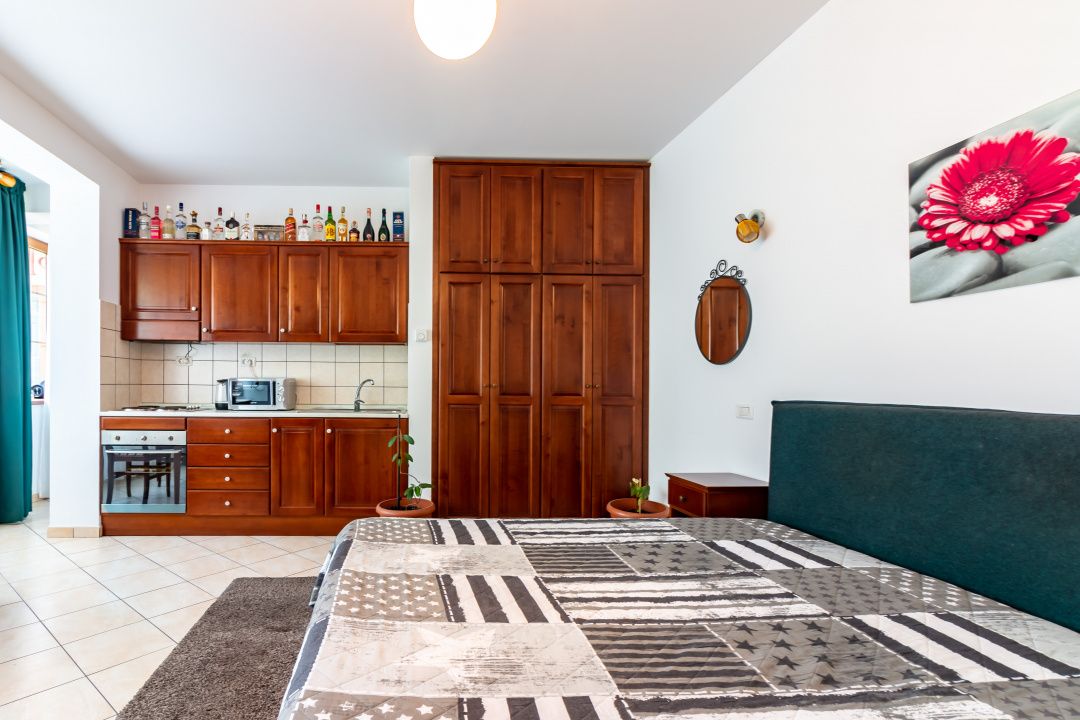 Com0%| Cladire multifunctionala Unirii– Hotel Piri | 9 studiouri independente – fotografia 40 din 49