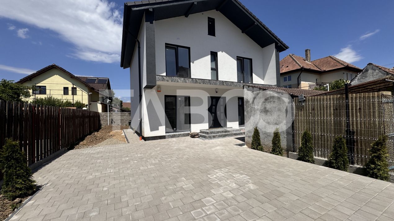 Casa spatioasa cu 4 camere si 3 bai de vanzare 254mp Turnisor – fotografia 1 din 9