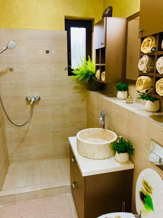 Duplex 120 mp utili ,300 mp teren, piscina, Zona Urusagului! – fotografia 5 din 28