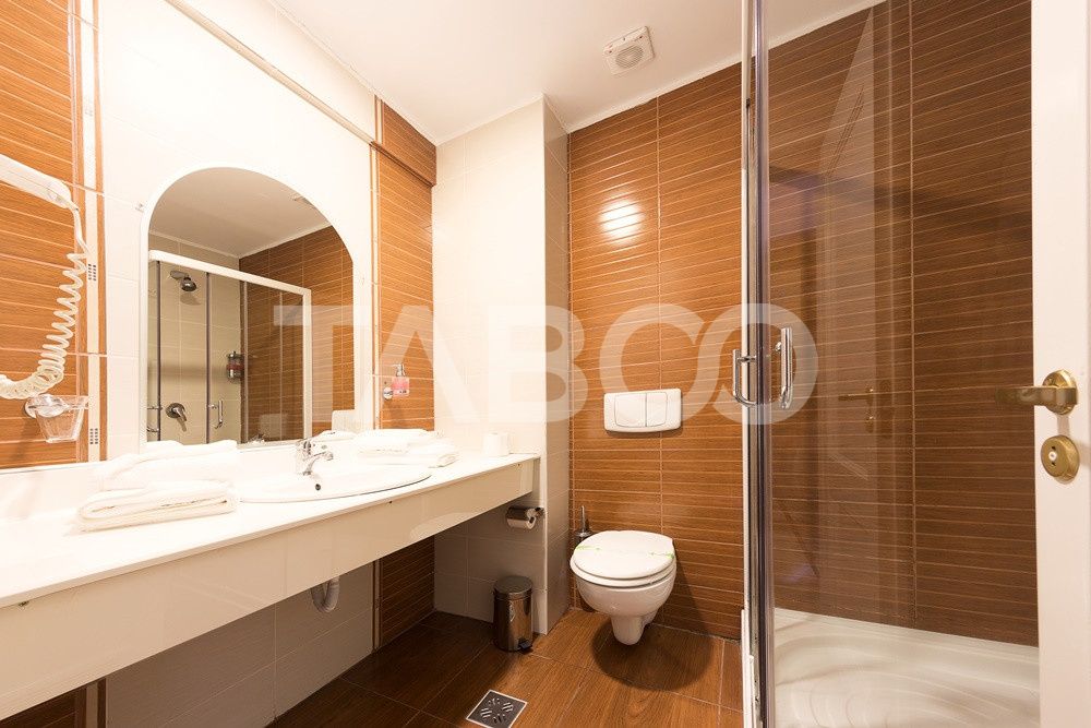 Hotel de 3* si 4* cu 64 de camere in Alba Iulia ultracentral – fotografia 35 din 37