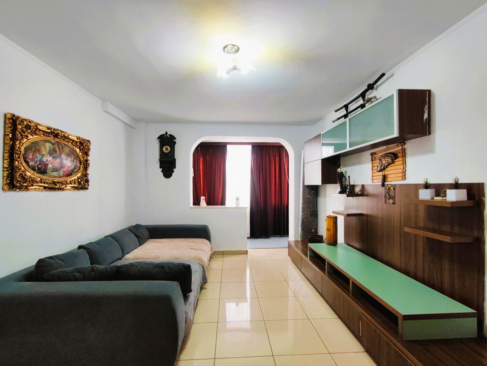 Apartament cu 3 camere de inchiriat in centru, bd. Ferdinand – fotografia 2 din 16