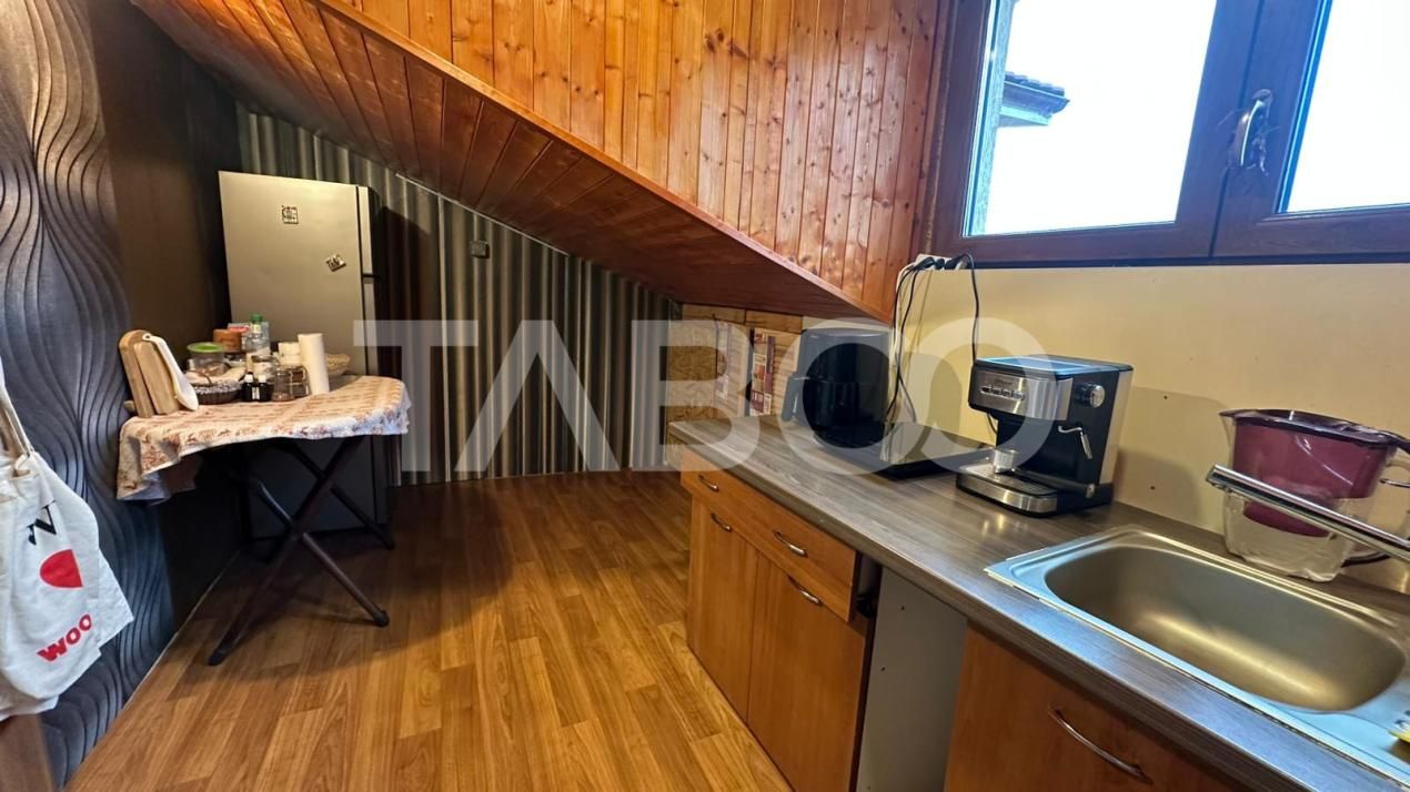 Casa cu acces auto cu 2 apartamente separate garaj  Piata Cluj Sibiu – fotografia 8 din 19