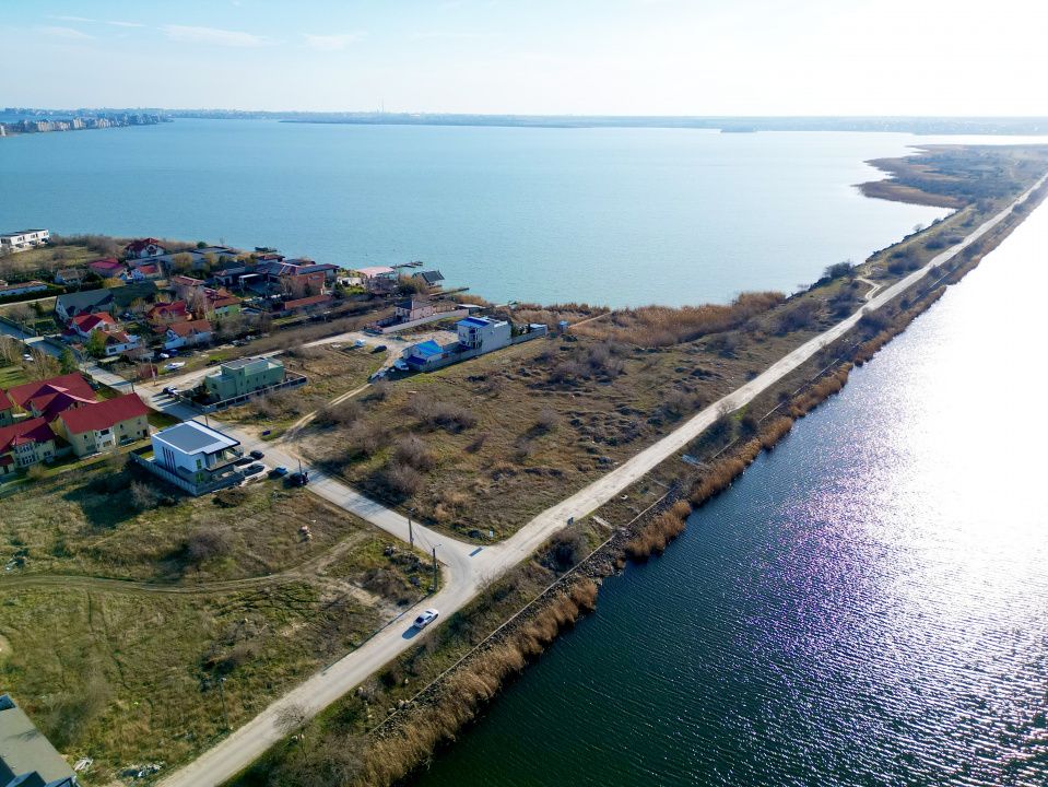 Vanzari terenuri in Mamaia Sat primul rand la lacul Siutghiol – fotografia 4 din 4