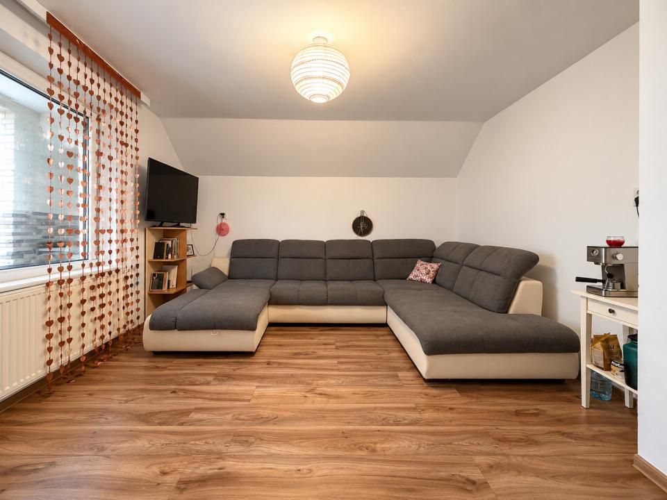 Apartament 3 camere, 66m utili, etaj 2, super-pozitie - Mosnita Noua – fotografia 3 din 12