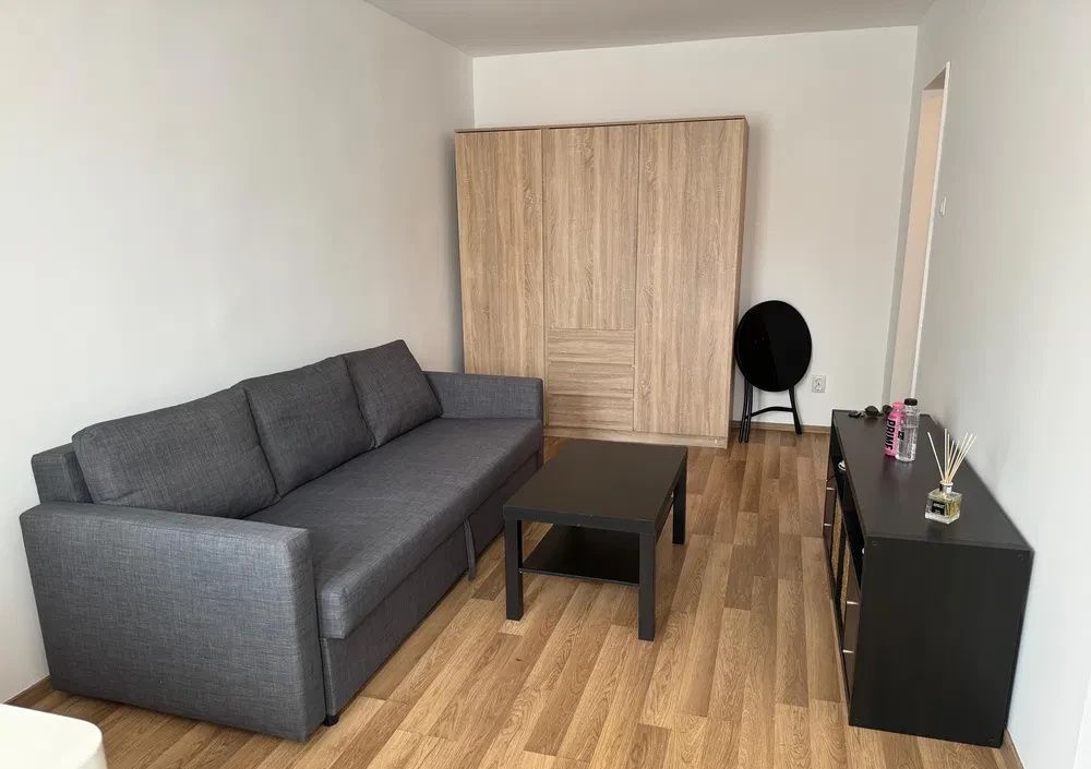 De vânzare – Garsonieră , UMF- Str. Louis Pasteur, Ideală pentru investiți – fotografia 1 din 7