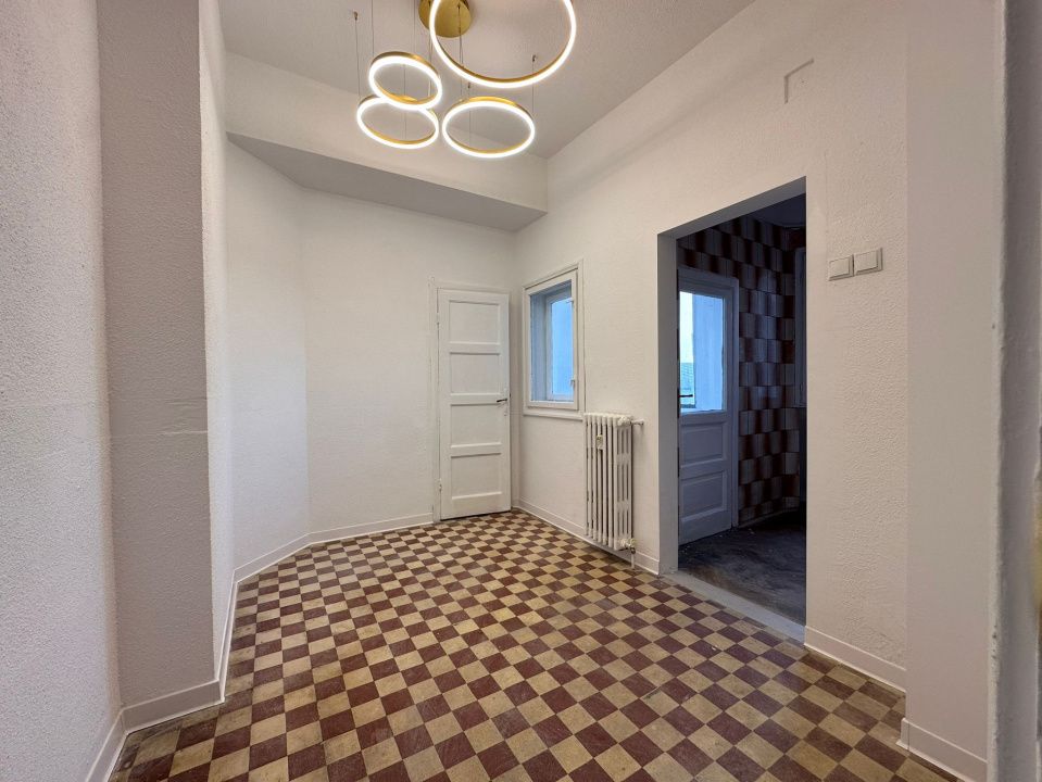 Închiriere spatiu de birouri 4 camere – Romana – fotografia 6 din 8