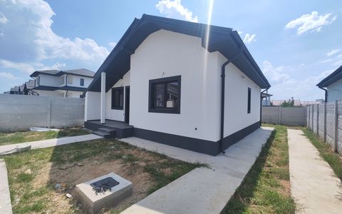Casa 3 camere, teren 242 mp, localitatea Preajba, zona Selgros.