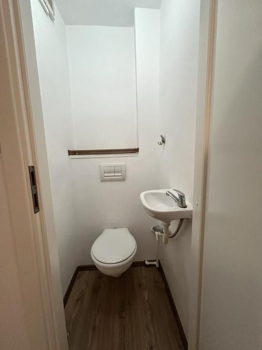 Apartament 3 camere - spațios la parter, ideal locuință sau investiție – fotografia 10 din 11