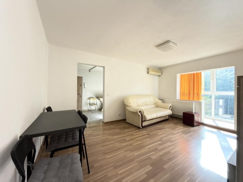 Apartament 2 camere, etaj 1, 44 mp utili - zona Soarelui – fotografia 2 din 10