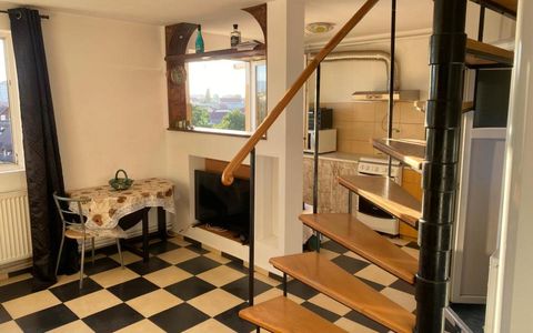 Apartament la mansarda zona centrala
