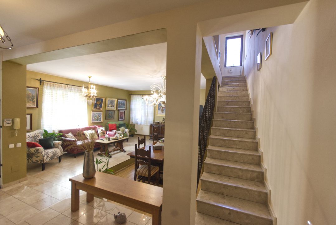 Vila Damaroaia – Spațiu, confort și locație perfectă – fotografia 9 din 22