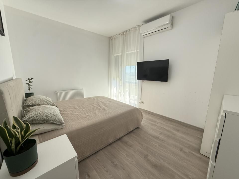 Apartament spatios cu 4 camere, decomandat, etaj 3 - Giroc, zona Planetelor – fotografia 2 din 10