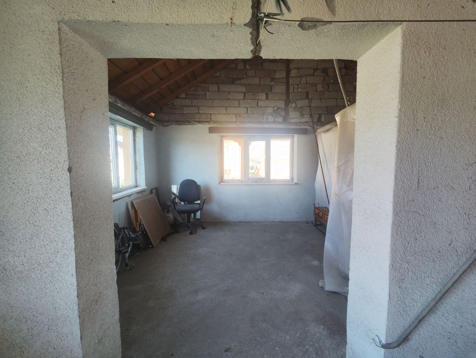 Casa 4 camere, teren 250 mp, localitatea Podari, zona Profi Loco. – fotografia 10 din 12