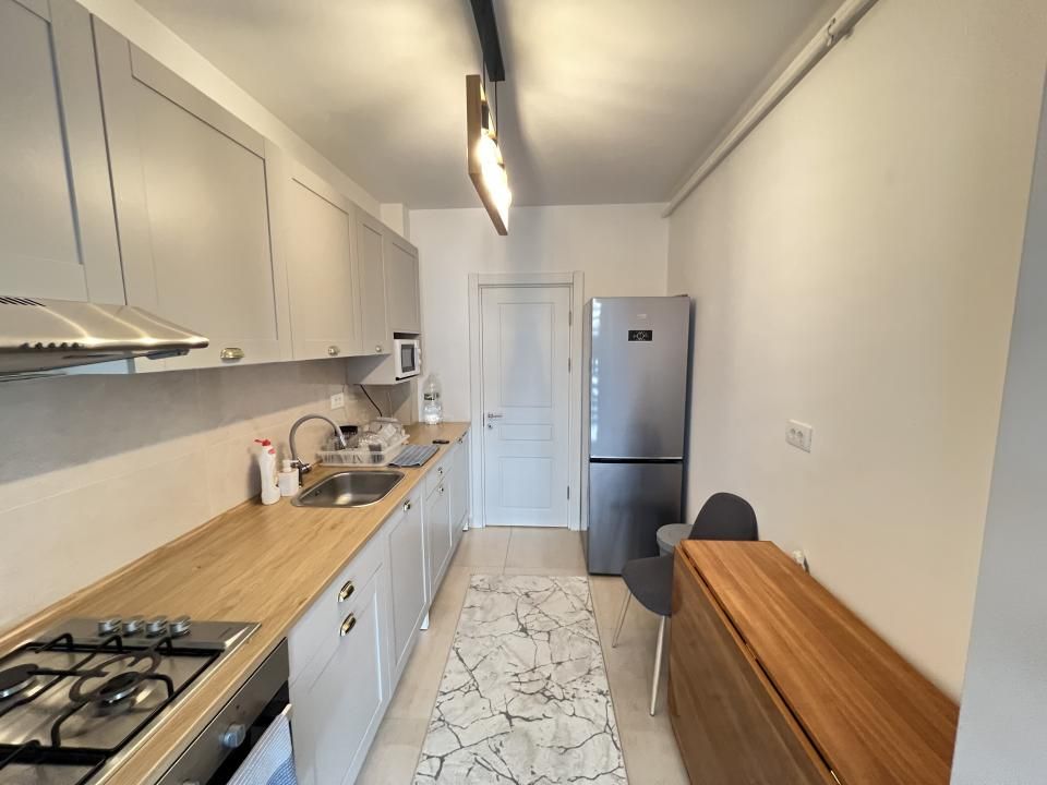 Apartament-2 camere-decomandat-mobilat-utilat-etaj 1-parcare-2 balcoane – fotografia 8 din 13
