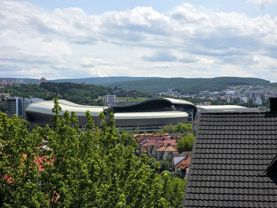 Casa reprezentativa in Gruia, vedere spre Cluj Arena – fotografia 21 din 28