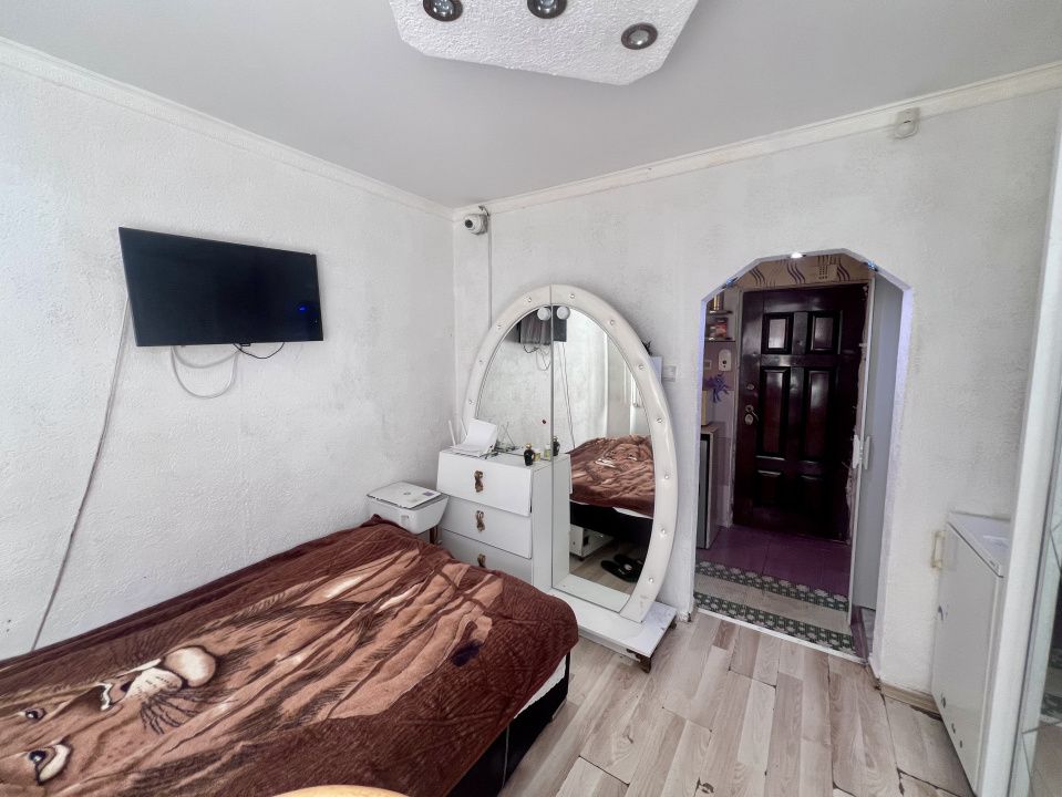 Garsoniera, 16mp utili, parter, zona UMT – fotografia 1 din 6