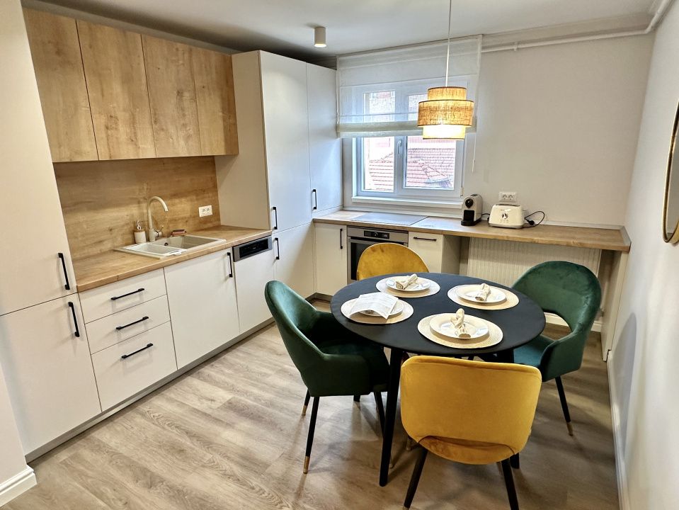 APARTAMENT 2 CAMERE | 1 Baie | 1 Balcon | 56 mp | RENOVAT TOP I ETAJ 2 I CETATE – fotografia 1 din 19