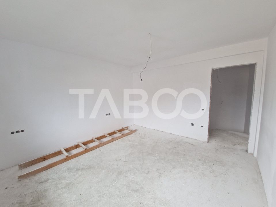 Casa individuala 4 camere  de vanzare 300 mp teren Exterior Sibiu – fotografia 11 din 18