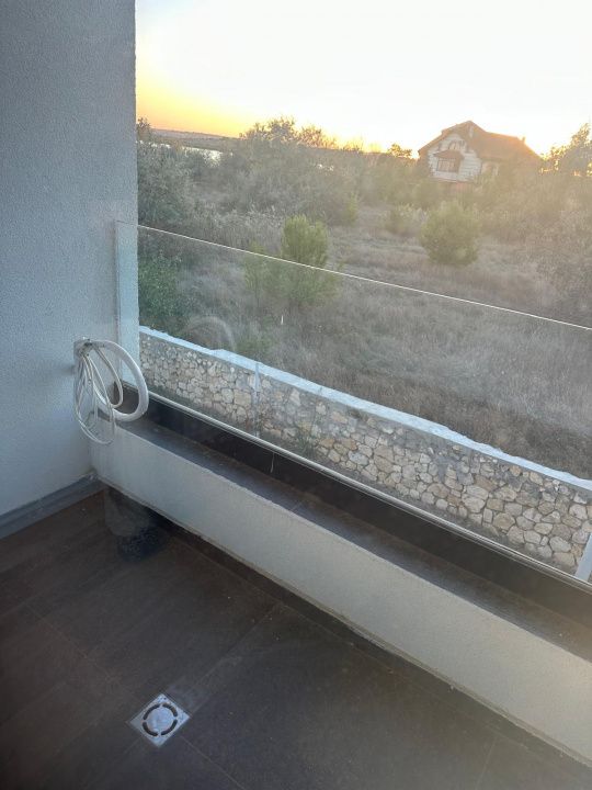 Vilă de vânzare pe malul lacului | in zona Mamaia Nord | 0% Comision – fotografia 6 din 23