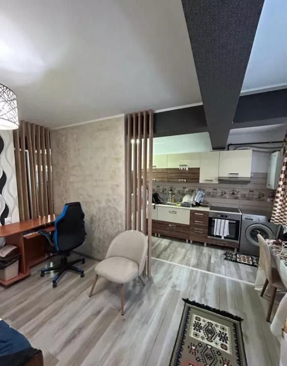 Apartament tip studio, 35 mp, complet utilat mobilat, Eroilor – fotografia 2 din 8