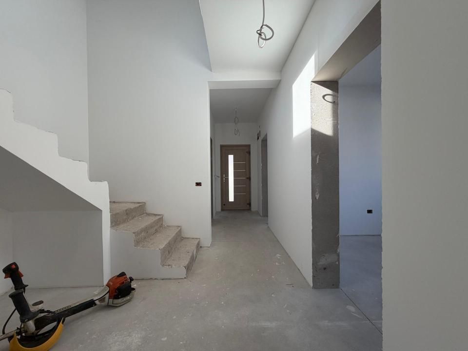 COMISION 0 | Casa individuala | Toate utilitatile | Curte generoasa | Garaj | – fotografia 14 din 18
