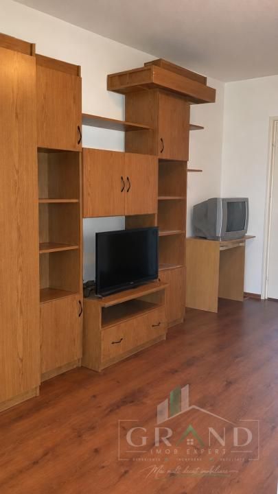 Garsonieră cu balcon | Etaj 1 | Centrală proprie | Bucegi/Manastur – fotografia 3 din 7