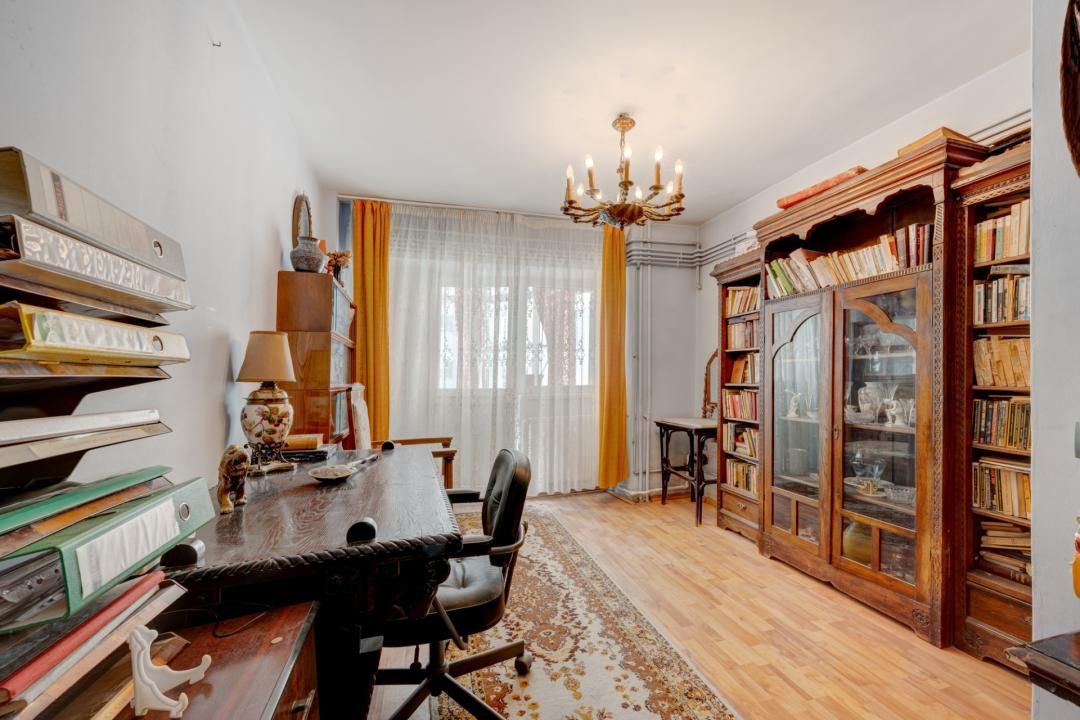 Apartament de 4 camere cu 3 băi, 137mp, centrală proprie, bloc 1983! – fotografia 9 din 28