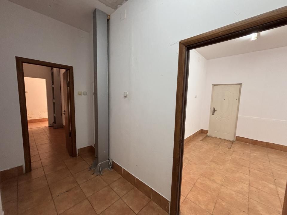 Spatiu Depozitare / Productie / Birouri - Metrou Costin Georgian - Parcare! – fotografia 6 din 10