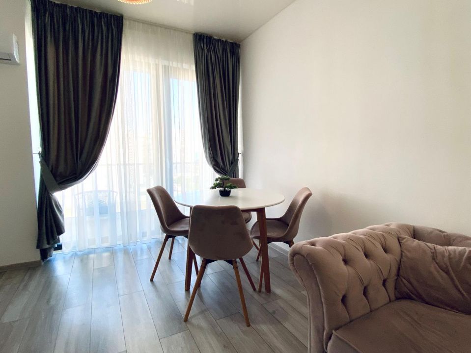 Locuința perfectă la mare 2 camere, design elegant balcon spațios – fotografia 8 din 21