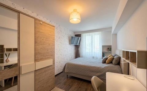 Apartament elegant cu 3 camere de închiriat si parcare