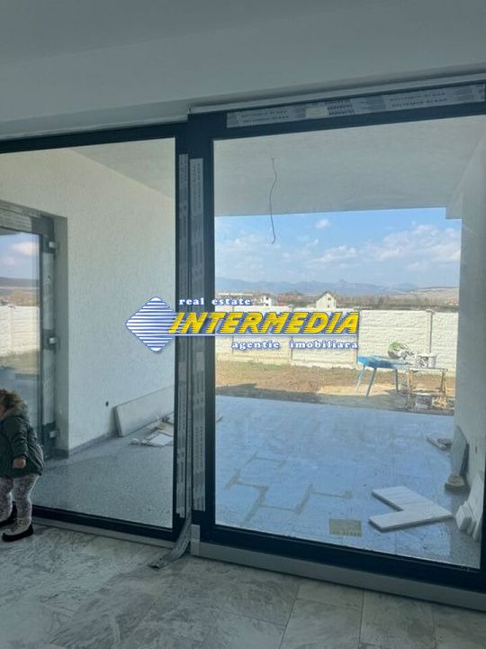 Casa noua cu 4 camere de vanzare finisata la cheie Alba Iulia – fotografia 4 din 5