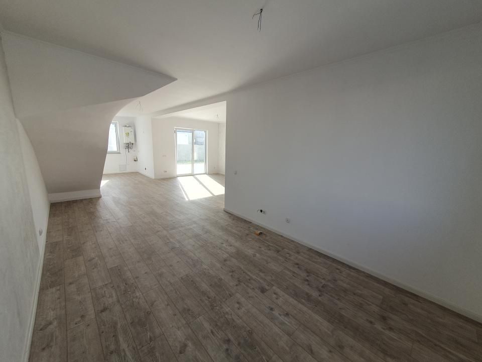 Casa insiruita la cheie, 116,6 mp utili, teren 271 mp in Mosnita Noua – fotografia 2 din 31