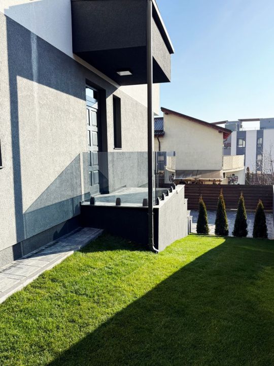 Casa exclusivista cu terasa si vedere panoramica – fotografia 4 din 27